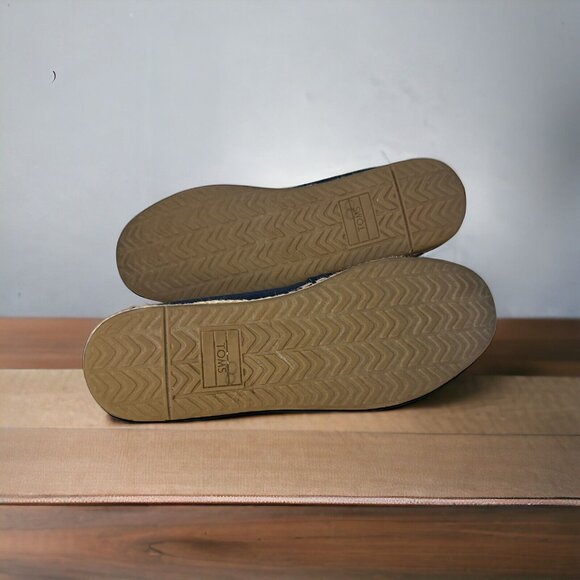 Toms Suede Tassel Shoes, Blue, Women’s W7 Super Cute & Comfortable - Picture 8 of 8